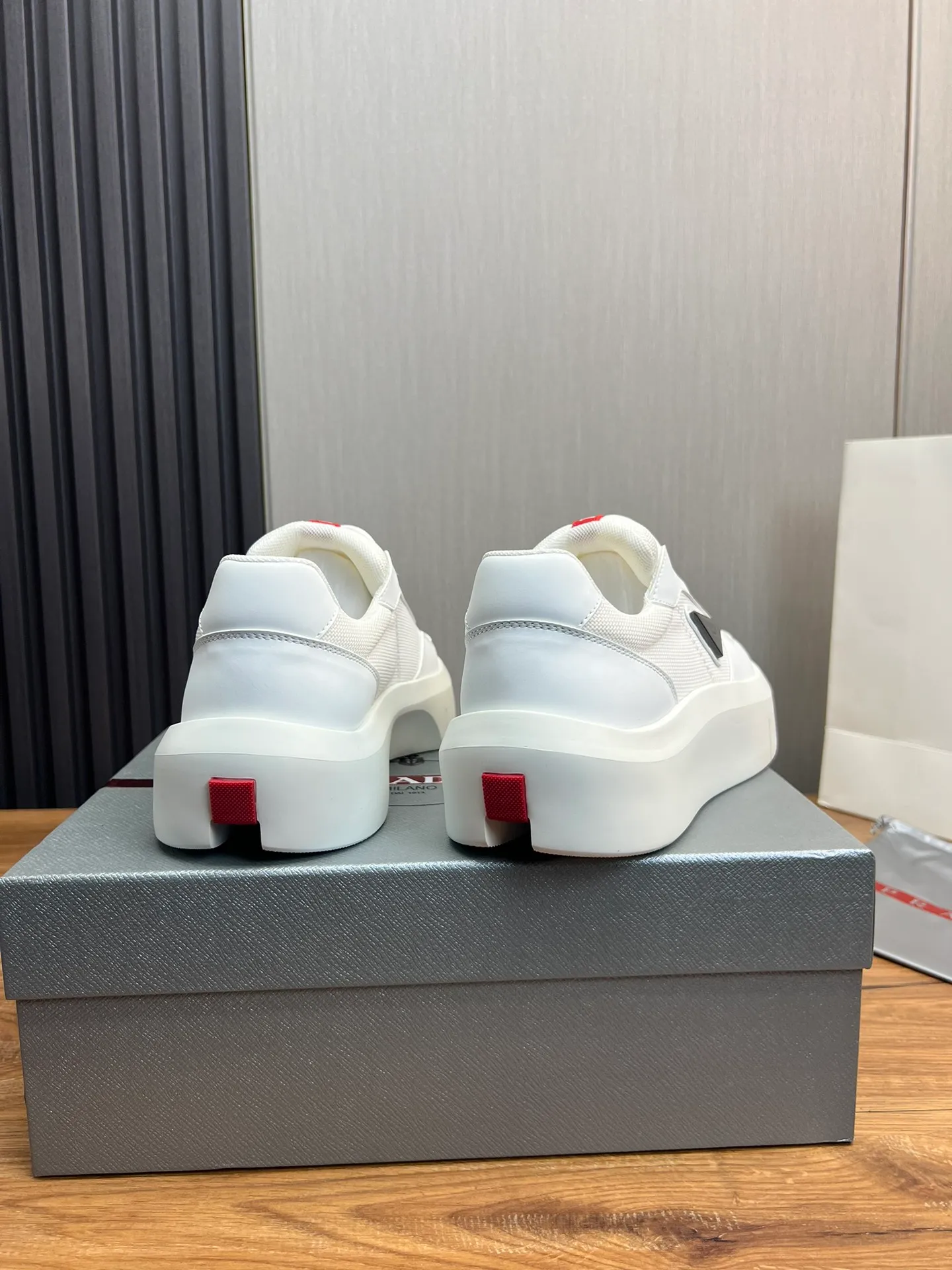 Men's shoes 💰620💰 [PRADA] Men's shoes are popular in the counter, official website is synchronized, high-quality shipments ✔️Original cowhide stitching mesh + cowhide lining, 1🆚1 replica, original original bottom, 38-45 (45 customized, non-refundable)
